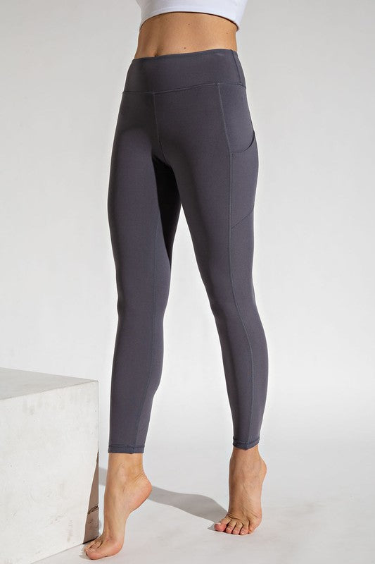 BUTTER LEGGINGS WITH SIDE POCKETS