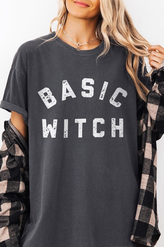 Basic Witch Tee in Pepper