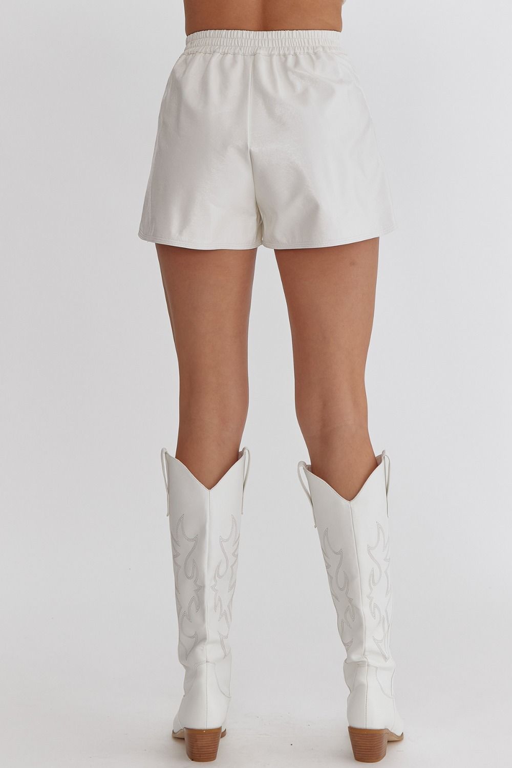 Metallic High Rise Short in Off White