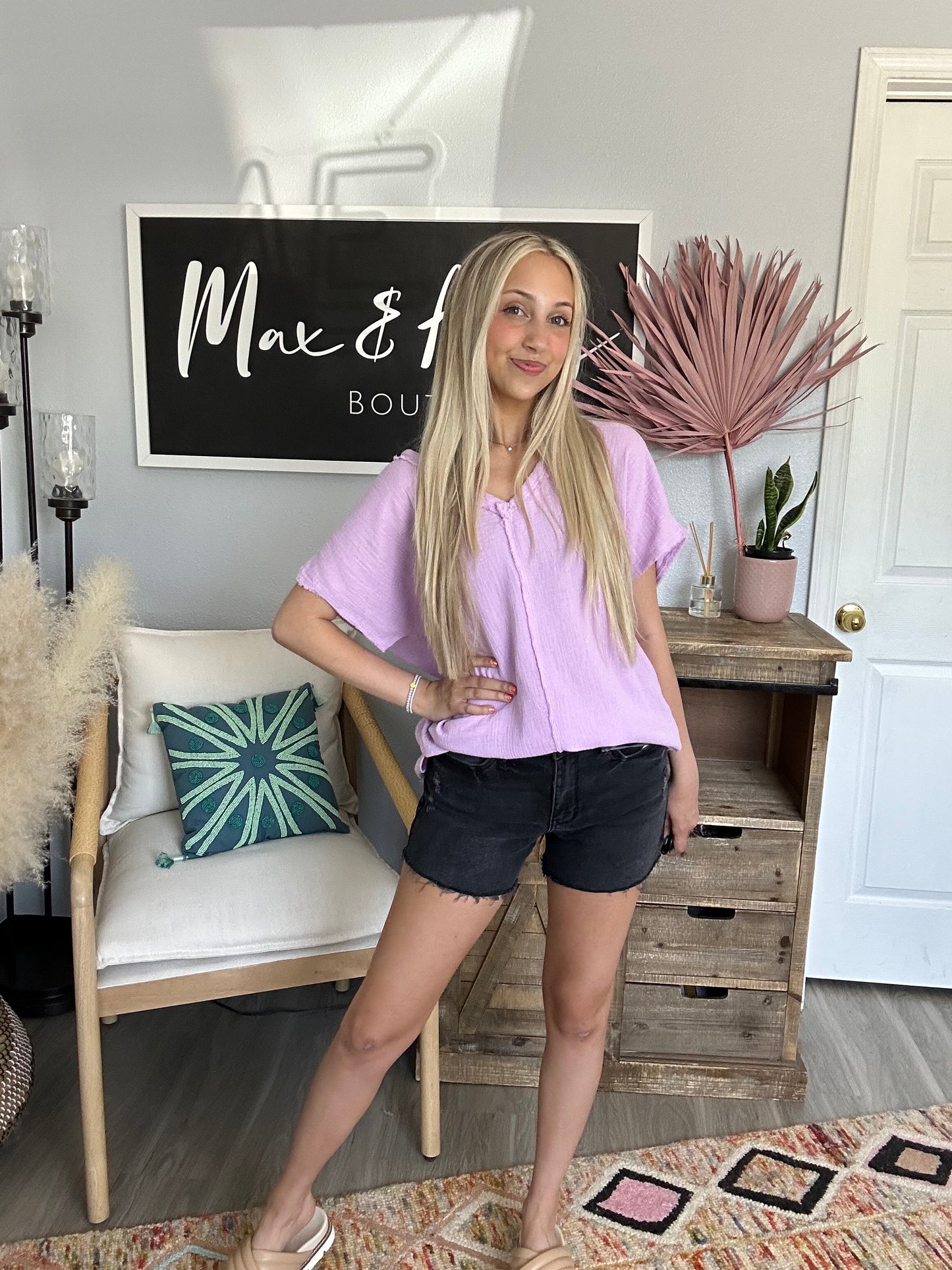 Maddie V-Neck Top in Lilac