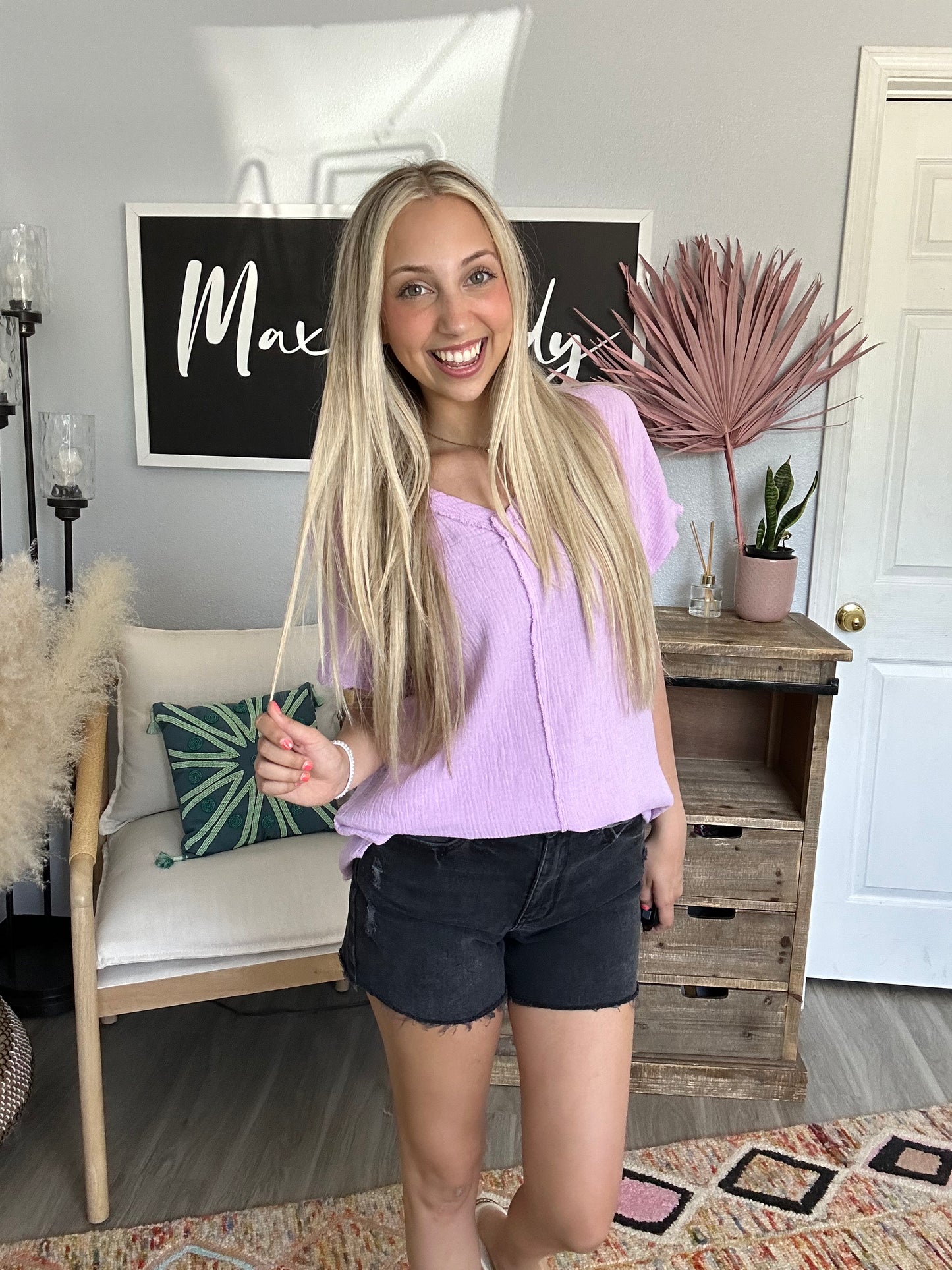 Maddie V-Neck Top in Lilac