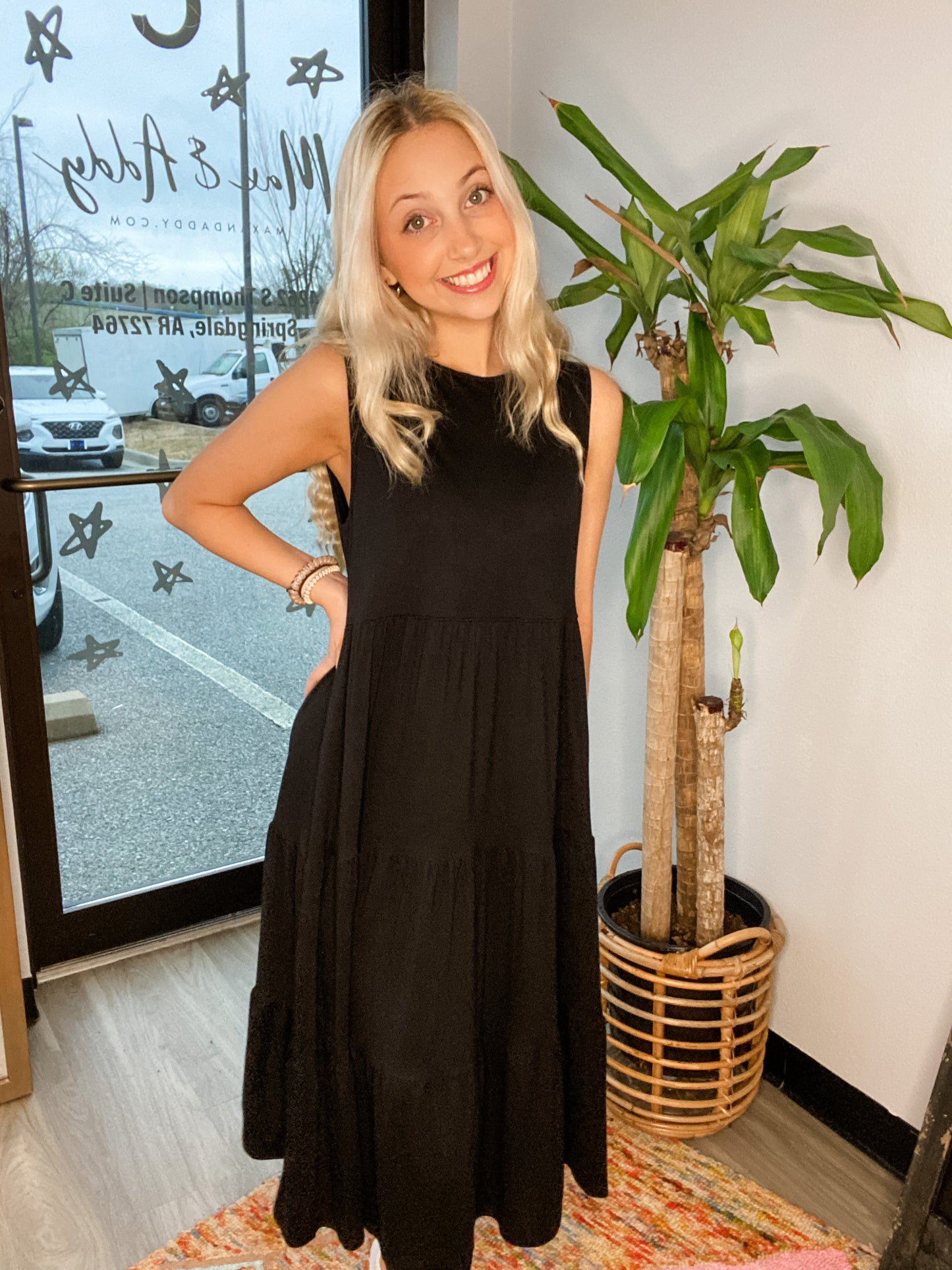 Sweet Escape Midi Dress in Black