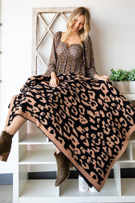 Dreamy Leopard Blanket in Black/Brown
