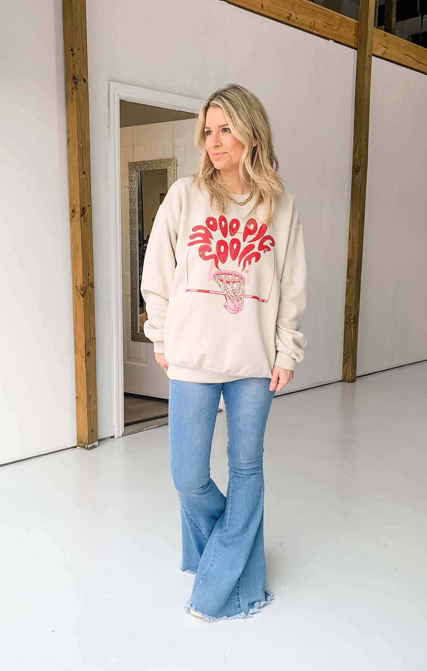 Wooo Pig Sooie Basketball Sweatshirt