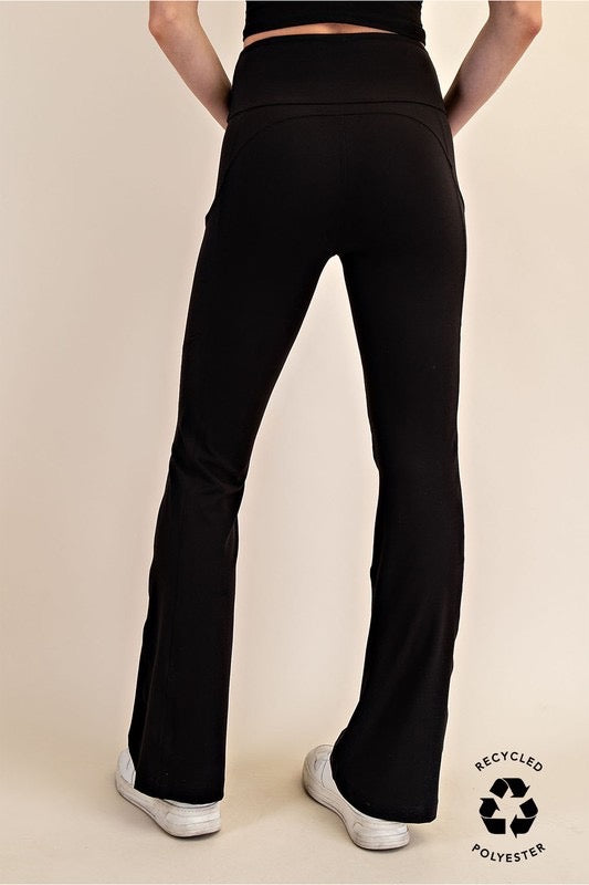 The BEST Flare Leggings with Pockets in Black