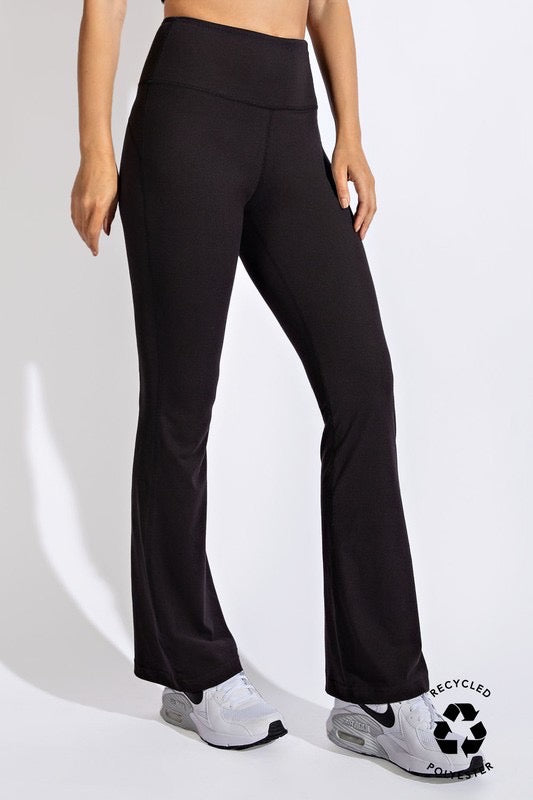 The BEST Flare Leggings in Black