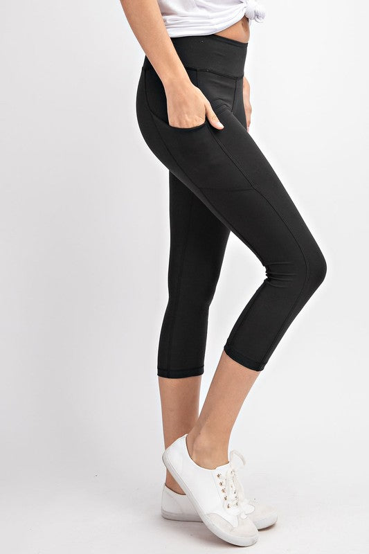 Butter Soft Capri Leggings in Black